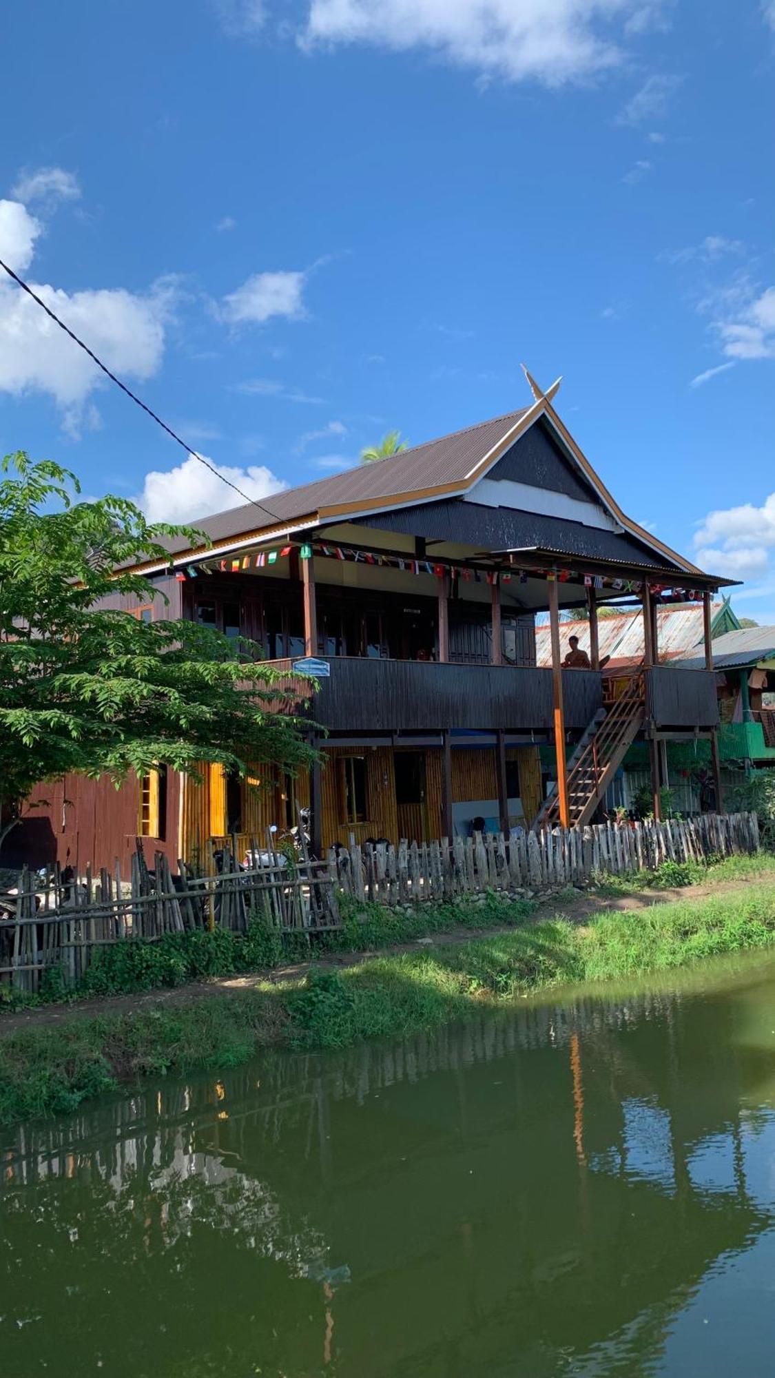 Nasrul House Homestay For Backpackers Maros Экстерьер фото